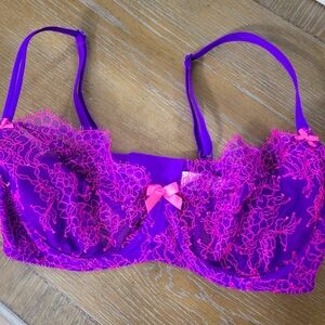 Victoria's Secret bra